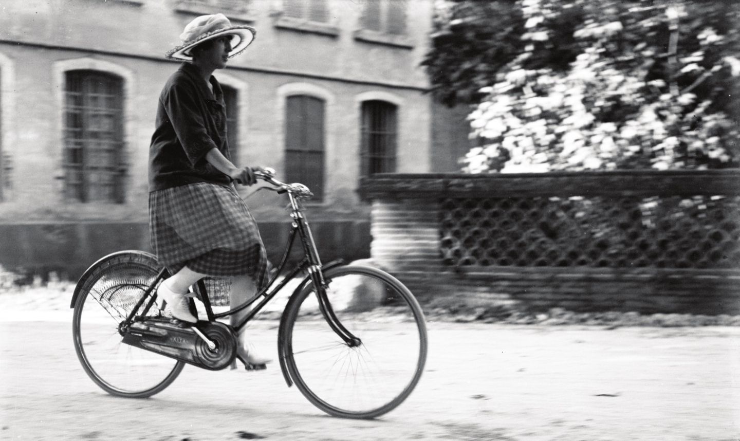 La bicicleta, un passat viu i un futur per pedalar
