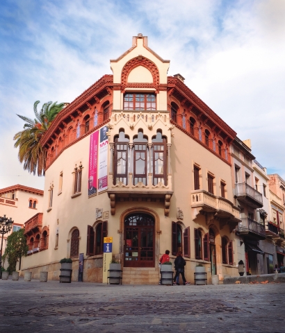 Canet de Mar: Modernisme, Cultura i Natura